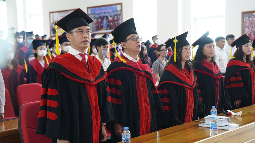 Thạc sĩ Ngôn ngữ Anh