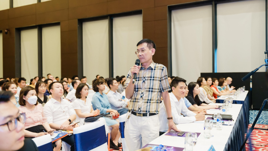 Lãnh đạo trong thời đại toàn cầu hóa 