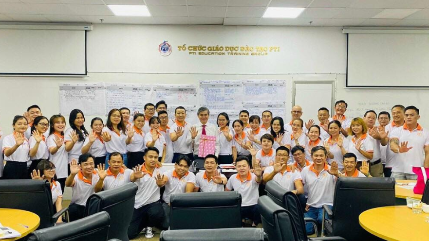 Quảng cáo và PR 