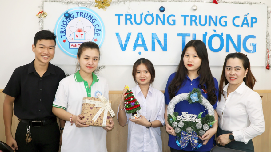 Trung cấp Thư ký văn phòng