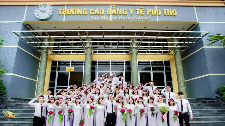 Cử nhân thực hành Hộ sinh