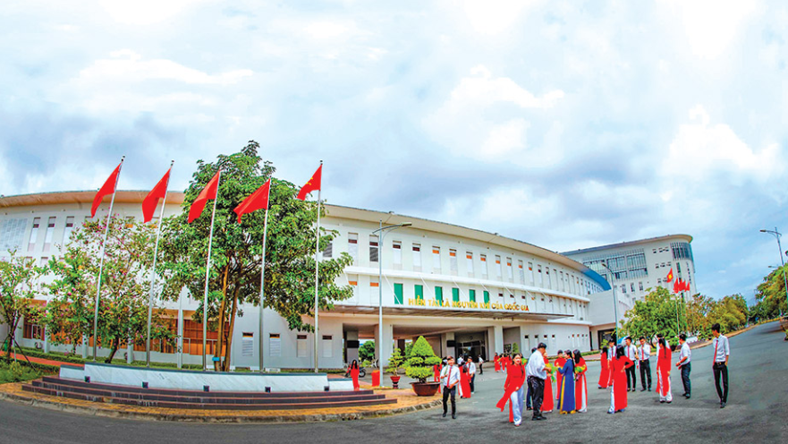 Cử nhân Sư phạm Vật lý