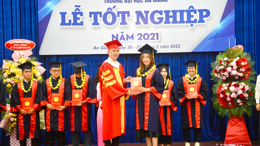 Cử nhân thực hành Công nghệ thông tin