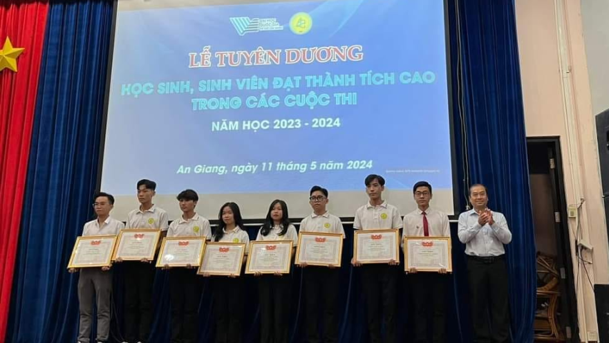 Cử nhân thực hành Kế toán