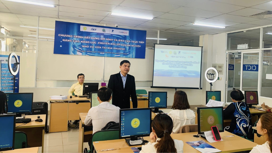 Cử nhân thực hành Sinh học ứng dụng