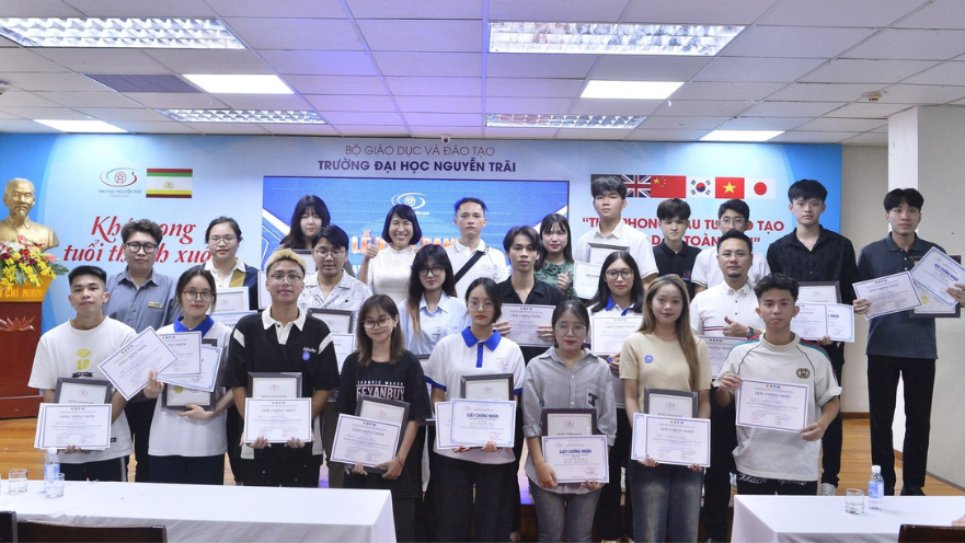 Thạc sĩ Quản lý kinh tế