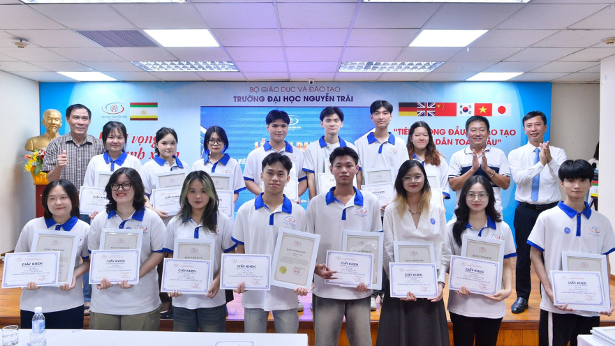 Cử nhân Hàn Quốc học