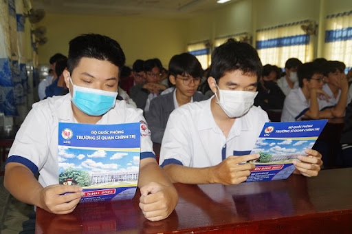 Tổ hợp xét tuyển của Trường Sĩ quan Chính trị