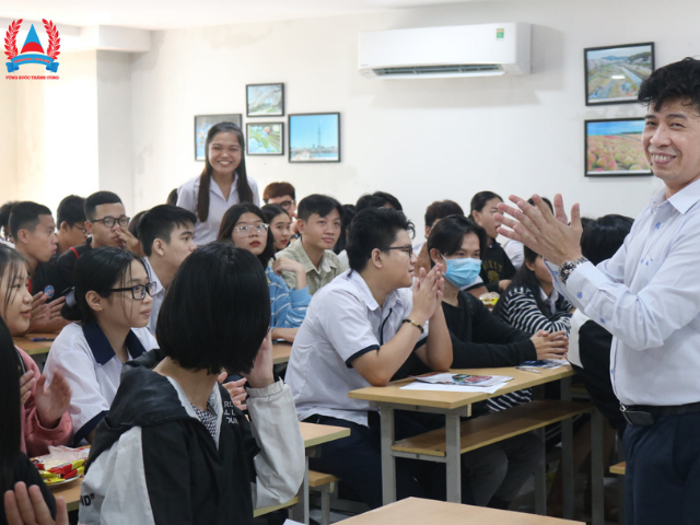 Trung cấp Pháp luật