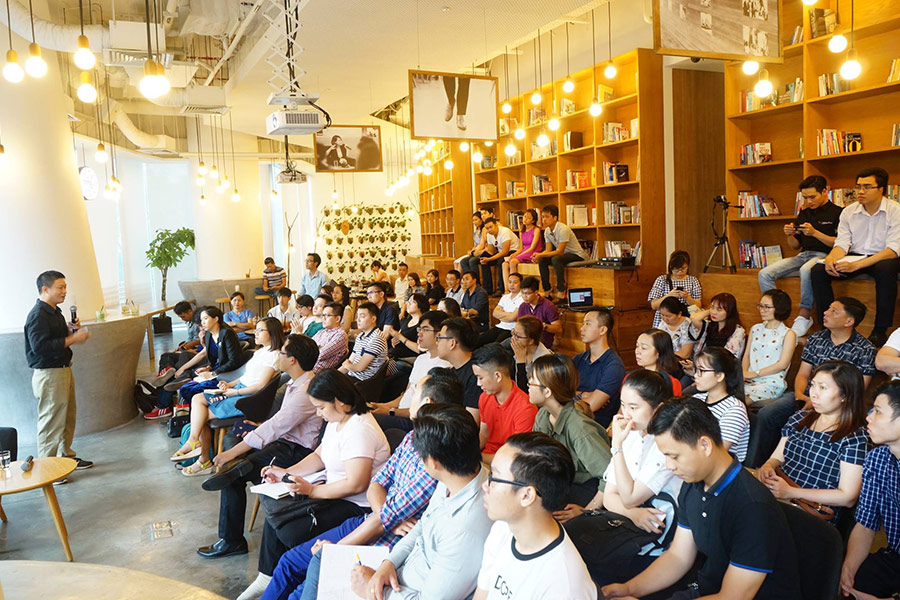 Tổ chức và quản lý sự kiện 