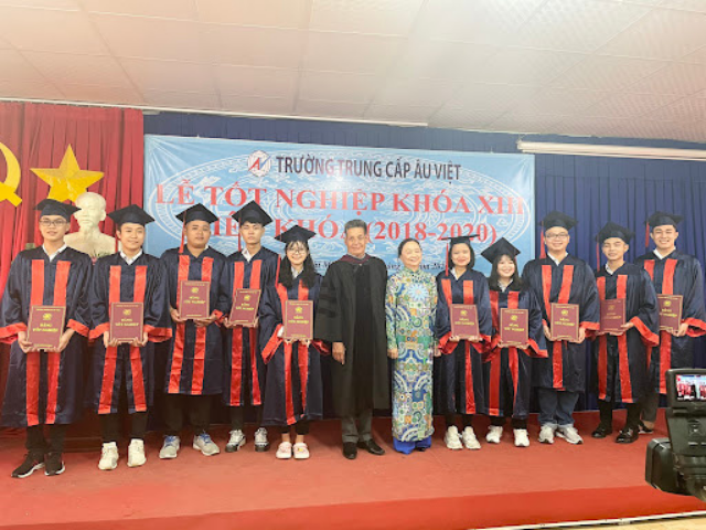 Trung cấp Điều dưỡng 