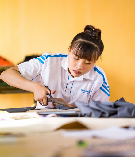  Học nghề may và thiết kế thời trang