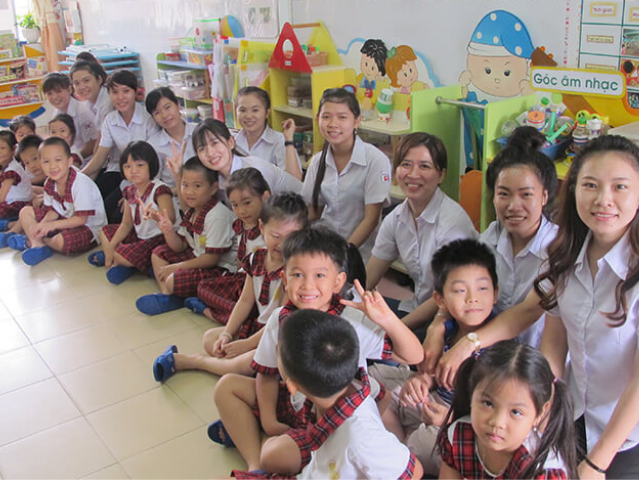 Trung cấp Sư phạm mầm non 