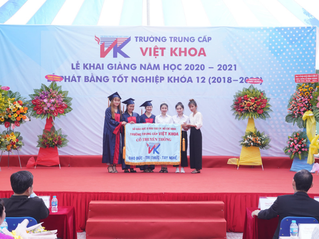 Trung cấp Điện tử - Viễn thông: Sửa chữa thiết bị di động - Smartphone